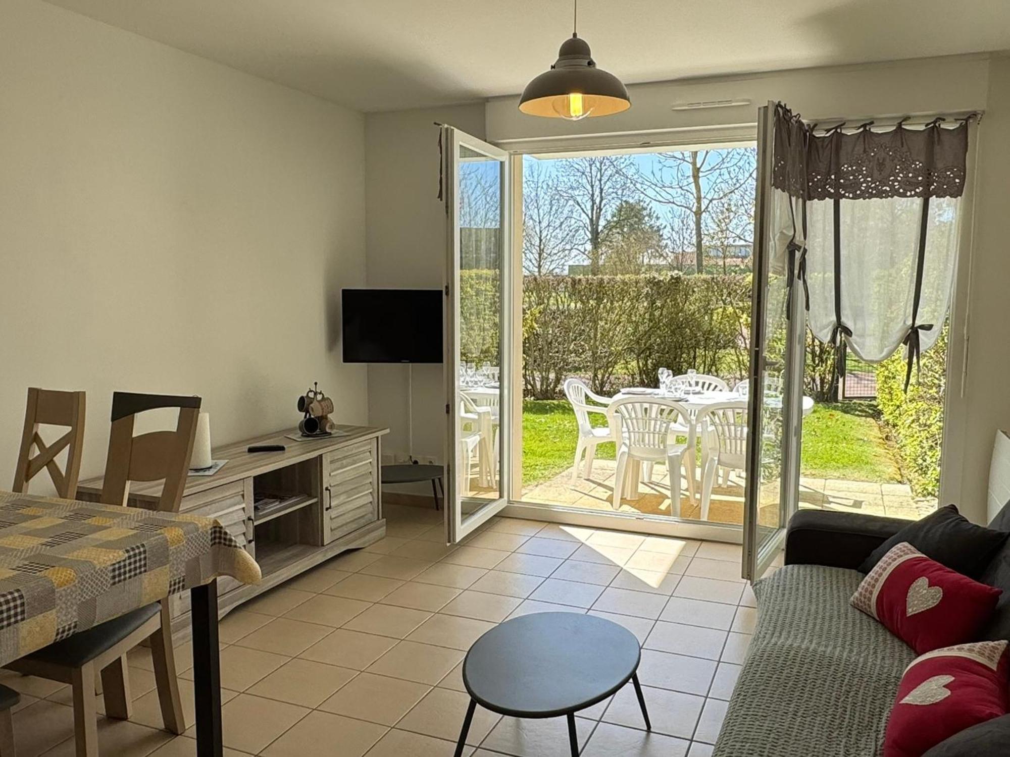 3 Pieces Avec Terrasse Pres De La Et Parking Securise - Fr-1-487-379 Appartement